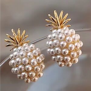 Gold and Pearl Pineapple Studs Earrings.